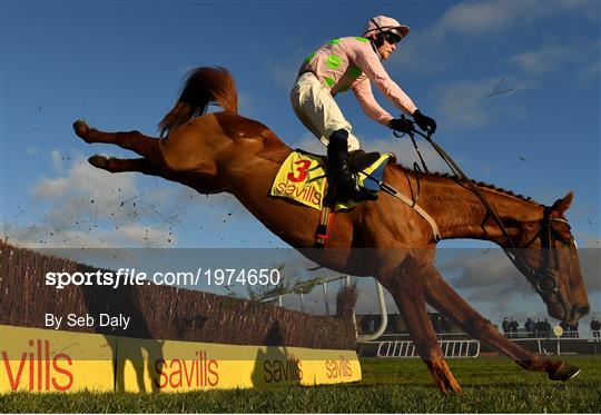 Horse Racing from Tramore