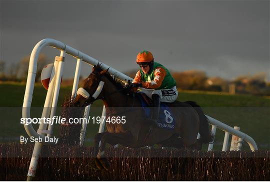 Horse Racing from Tramore