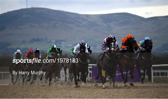 Horse Racing from Dundalk Horse Racing from Dundalk