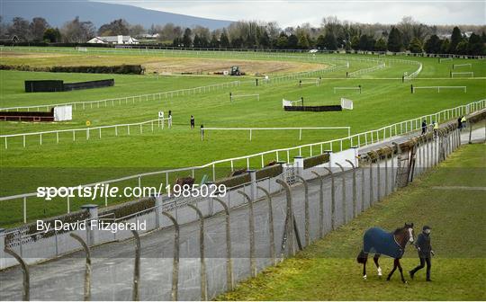 Horse racing from Clonmel