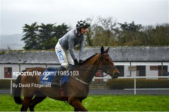 Horse racing from Clonmel