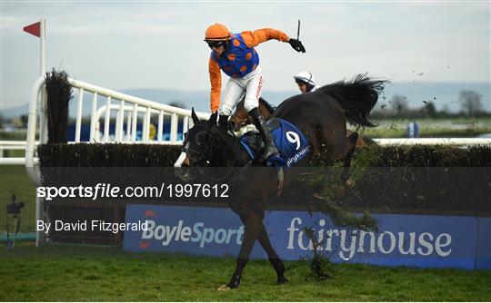 Horse Racing from Fairyhouse