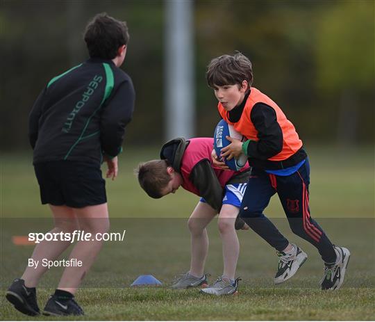 Seapoint Minis Rugby Training