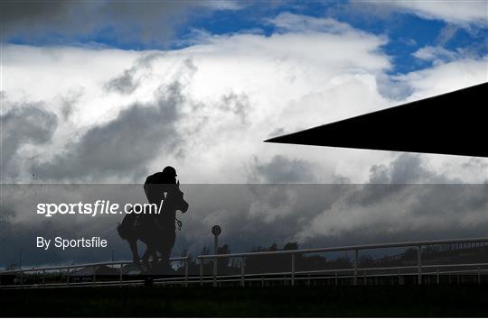 Horse Racing from The Curragh Horse Racing from The Curragh