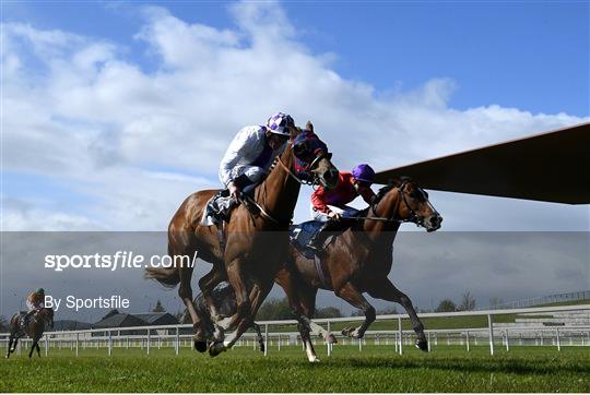 Horse Racing from The Curragh