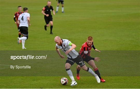 Longford Town v Dundalk - SSE Airtricity League Premier Division