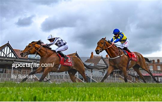 Horse Racing from Chester Racecourse Horse Racing from Chester Racecourse