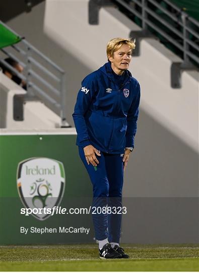 Republic of Ireland v Australia - Women's International Friendly