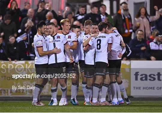 Dundalk v Shamrock Rovers - SSE Airtricity League Premier Division Dundalk v Shamrock Rovers - SSE Airtricity League Premier Division