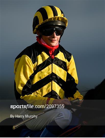 Horse Racing from The Curragh