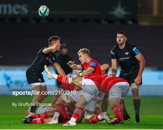 Ospreys v Munster - United Rugby Championship Ospreys v Munster - United Rugby Championship