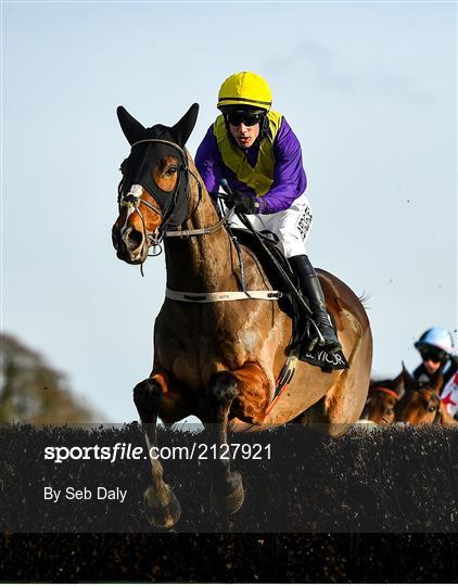 Horse Racing from Thurles