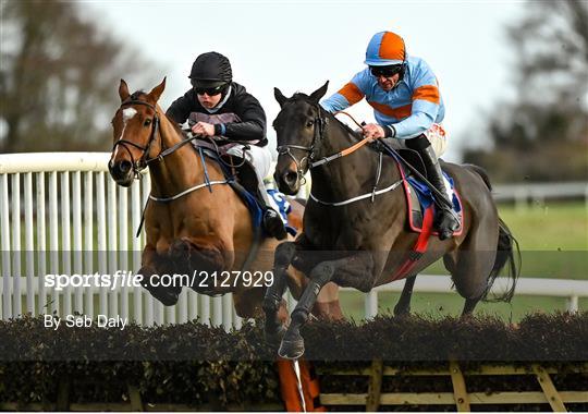 Horse Racing from Thurles