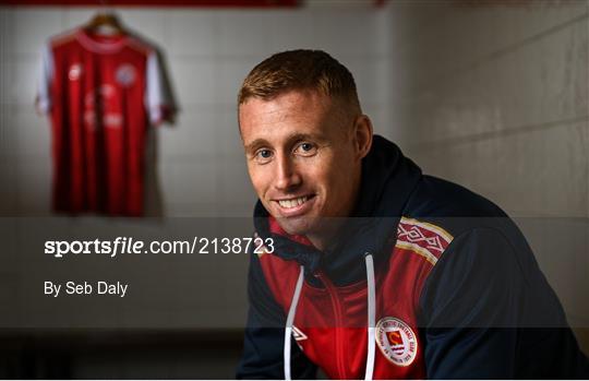 St Patrick's Athletic Unveil New Signing Eoin Doyle St Patrick's Athletic Unveil New Signing Eoin Doyle