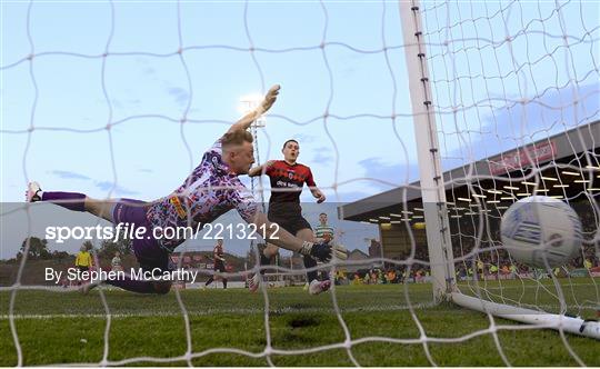 Bohemians v Shamrock Rovers - SSE Airtricity League Premier Division Bohemians v Shamrock Rovers - SSE Airtricity League Premier Division