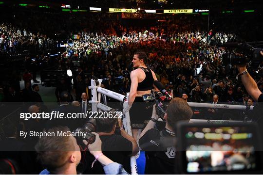 Katie Taylor v Amanda Serrano - Undisputed Lightweight Championship Fight