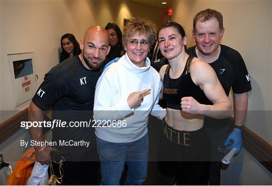 Katie Taylor v Amanda Serrano - Undisputed Lightweight Championship Fight