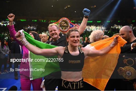 Katie Taylor v Amanda Serrano - Undisputed Lightweight Championship Fight