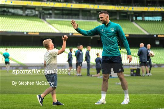 Republic of Ireland Press Conference & Training Session Republic of Ireland Press Conference & Training Session