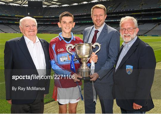 Allianz Cumann na mBunscol captain presentations Allianz Cumann na mBunscol captain presentations