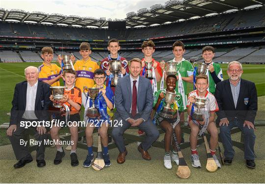 Allianz Cumann na mBunscol captain presentations Allianz Cumann na mBunscol captain presentations