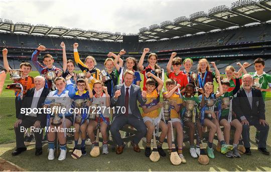Allianz Cumann na mBunscol captain presentations Allianz Cumann na mBunscol captain presentations
