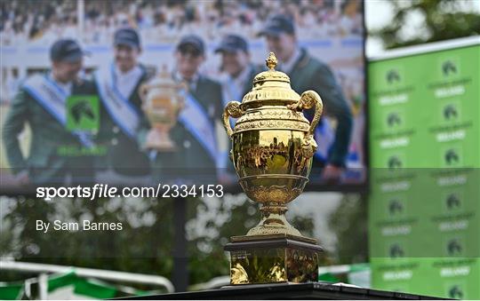 The Aga Khan Trophy comes to Tuamgraney The Aga Khan Trophy comes to Tuamgraney