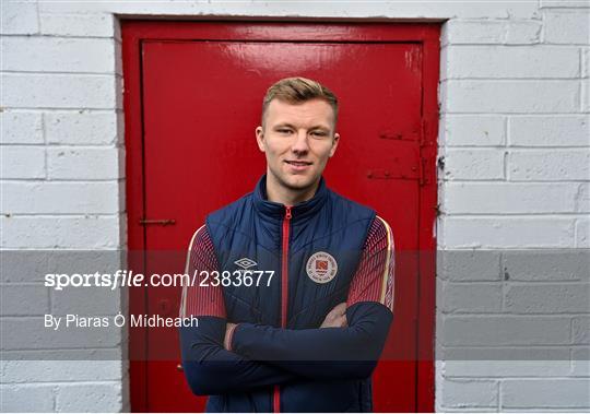 Jamie Lennon Signs New Contract at St Patrick's Athletic Jamie Lennon Signs New Contract at St Patrick's Athletic