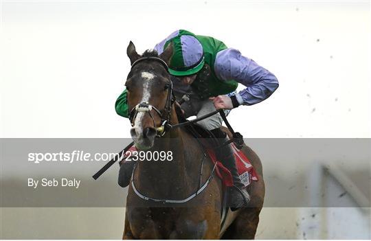Horse Racing from Fairyhouse