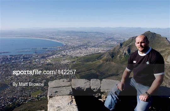 Ireland Rugby Team visit Table Mountain