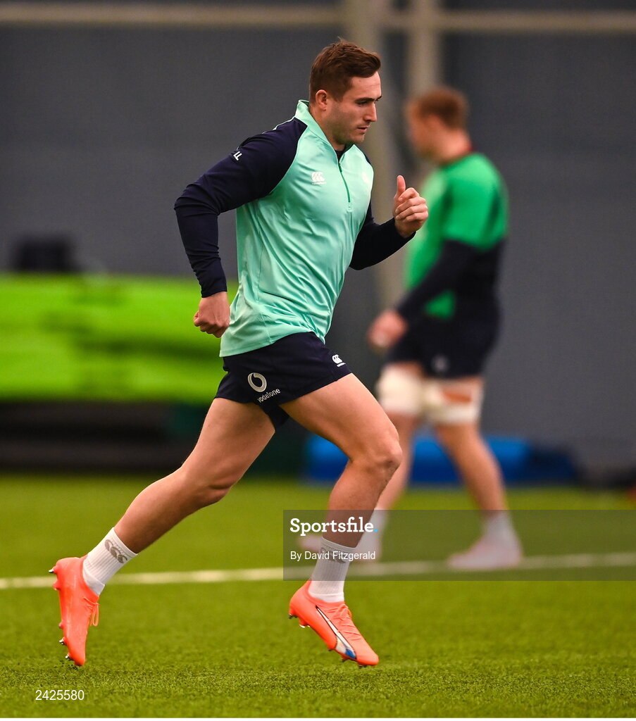 Sportsfile - Ireland Rugby Squad Training and Media Conference - 2425580