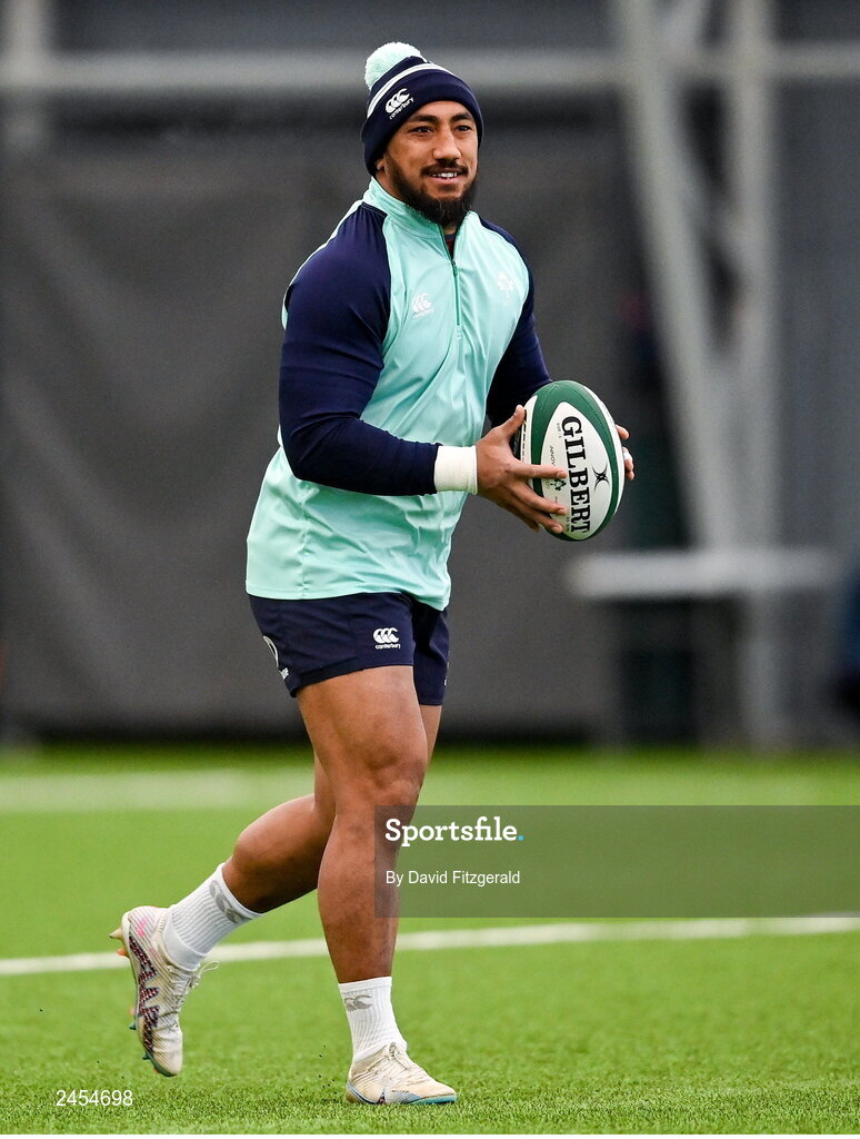 Sportsfile - Ireland Rugby Squad Training and Media Conference - 2454698
