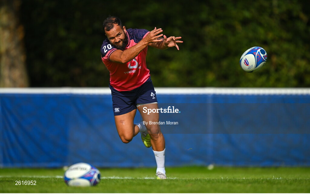 Sportsfile - Ireland Rugby Squad Training and Media Conference - 2616952