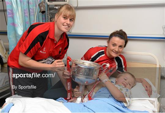 Victorious Cork All-Ireland Ladies Football Champions visit Temple Street Children's University Hospital