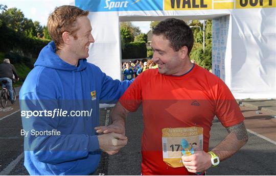 Colm Cooper and Lucozade Sport help to get people through the Wall at the Airtricity Dublin Marathon