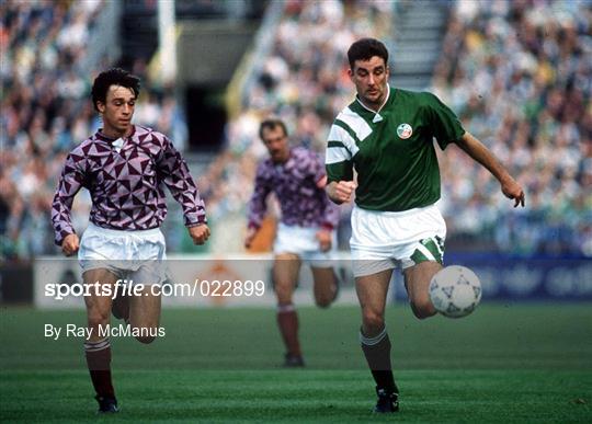 Republic of Ireland v Latvia - FIFA World Cup 1994 Group 3 Qualifier Republic of Ireland v Latvia - FIFA World Cup 1994 Group 3 Qualifier