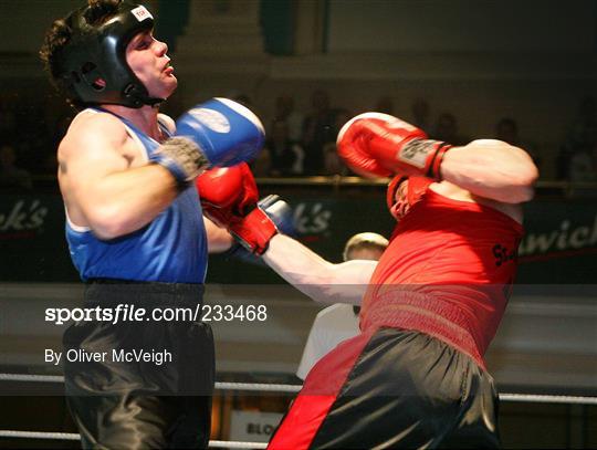 Amateur Box Finale, Fick die hand muschi