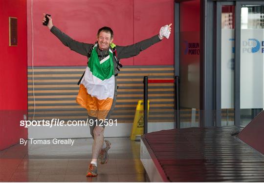 ‘Around the World’ Irish runner arrives home ‘Around the World’ Irish runner arrives home