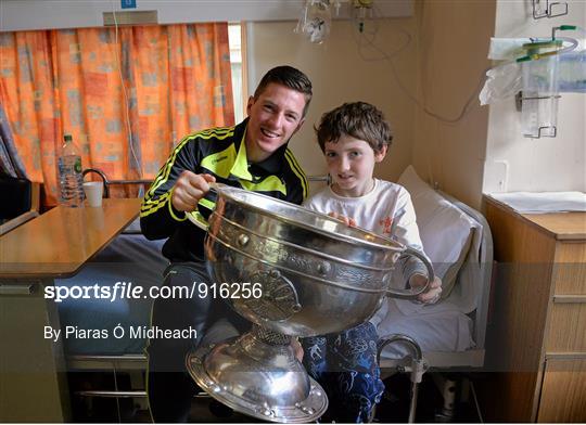 Victorious Kerry Team visit Our Lady's Children Hospital, Crumlin