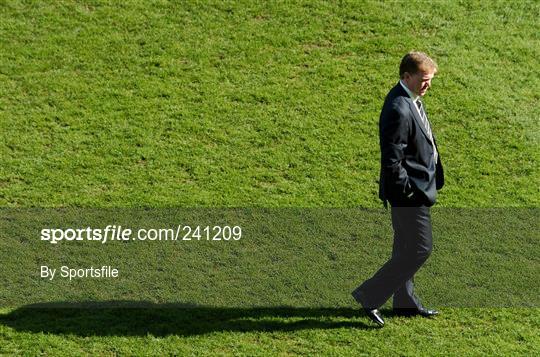 Republic of Ireland v Wales - 2008 European Championship Qualifier