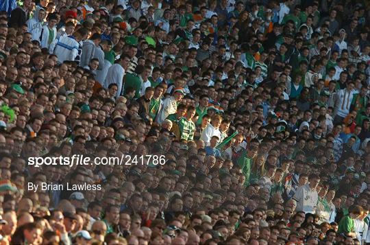 Republic of Ireland v Wales - 2008 European Championship Qualifier