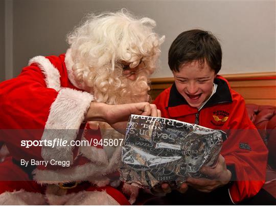Children’s Charities Christmas Surprise from Leinster Rugby Heroes at Conrad Hotel