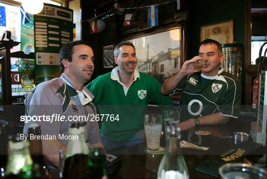 Ireland rugby fans in Paris - Thursday 20th