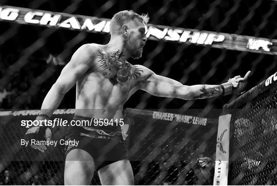 UFC Fight Night - Conor McGregor v Dennis Siver
