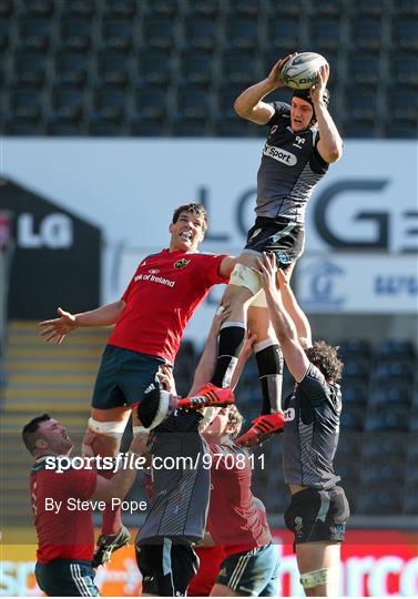 Ospreys v Munster - Guinness PRO12 Round 17