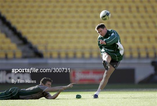 Ireland kickers visit Westpac Stadium