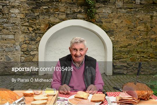 Mick O'Dwyer and Glenn Ryan fuelling Kildare success with Brady Family Ham, ahead of the big game on Sunday