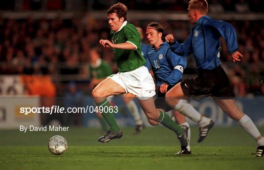 Republic of Ireland v Estonia - World Cup 2002 Qualification Group 2