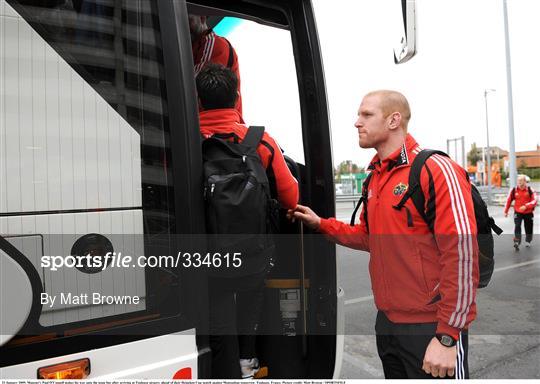 Munster players arrive at Toulouse  airport