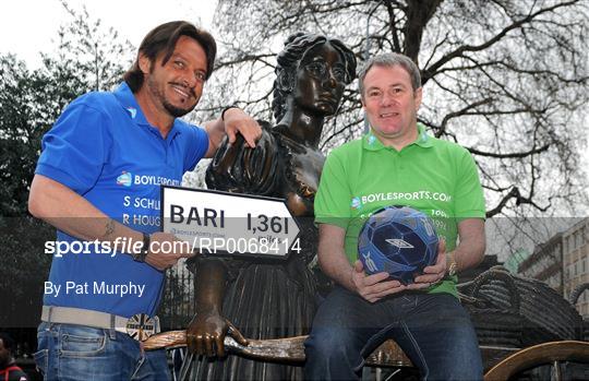 Boylesports Photocall with Toto Schillaci and Ray Houghton